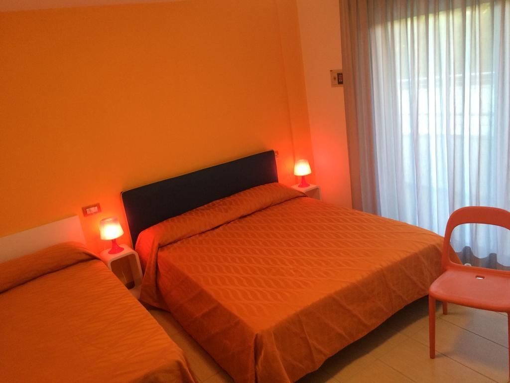 Residenza Villa Flores Bellaria-Igea Marina Extérieur photo